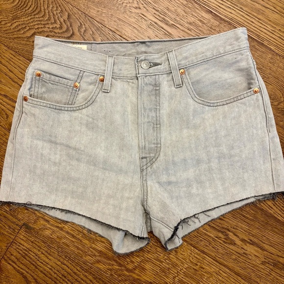Levi's Premium 501 Original Denim Shorts - Picture 11 of 12